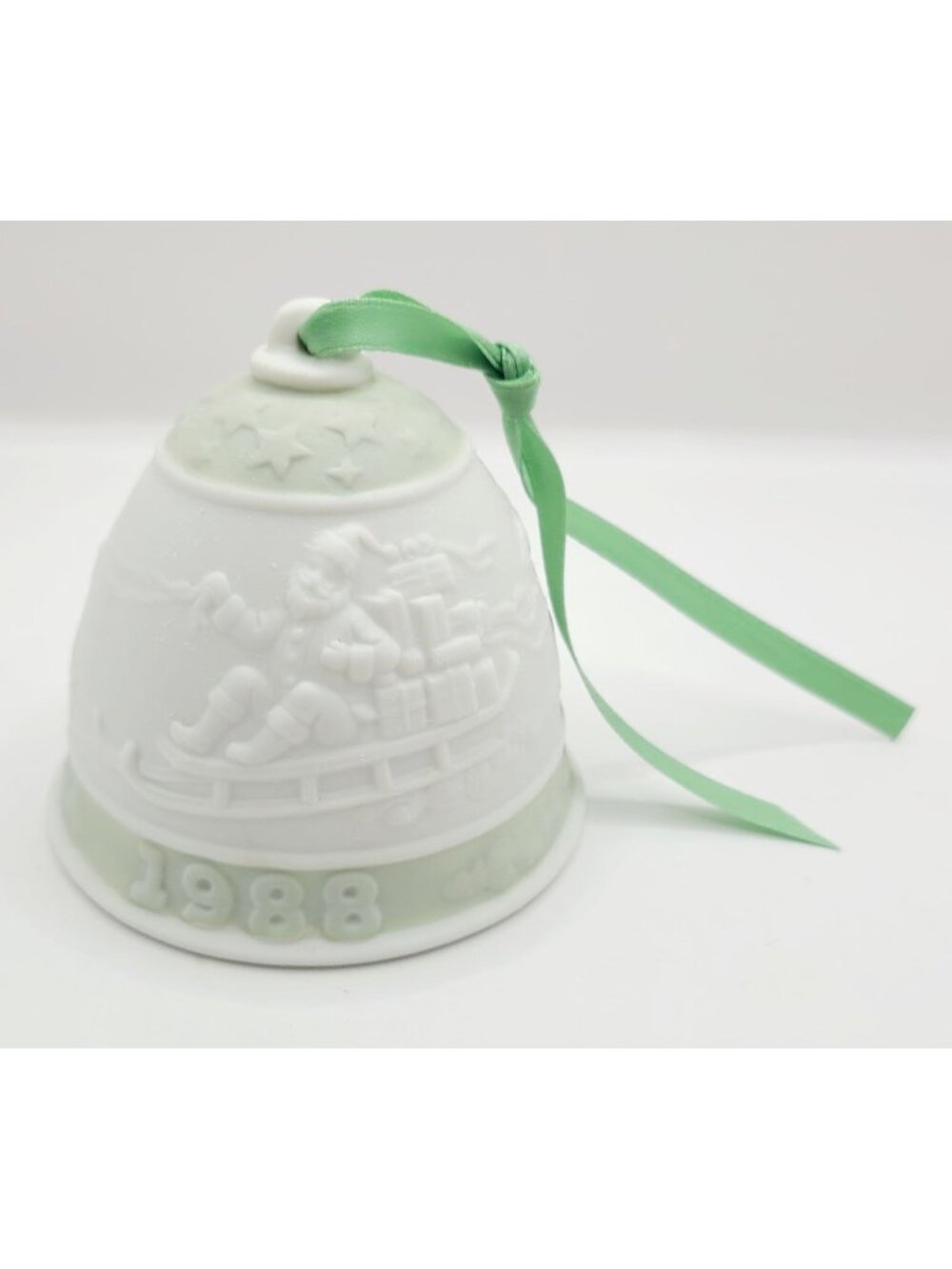 Lladro 1988 Porcelain Christmas Bell With Santa & Reindeer Motif White & Green